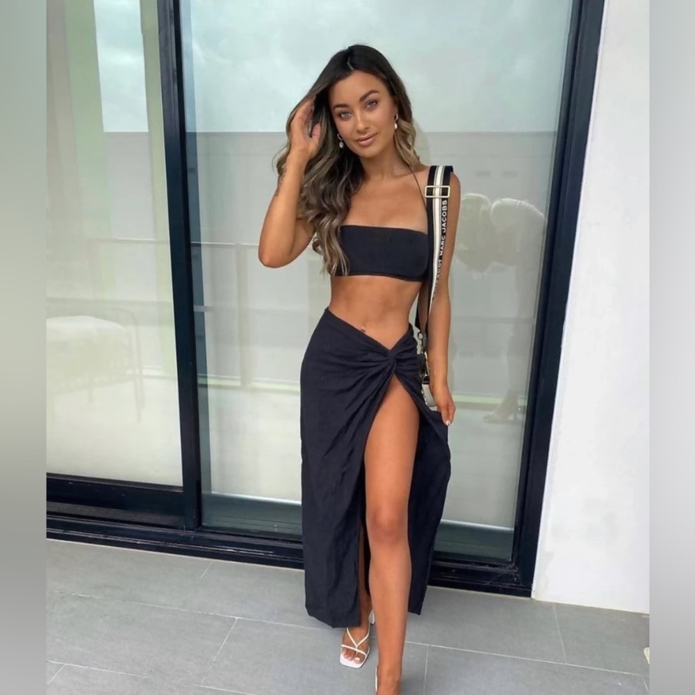 Natalie Rolt Skirt